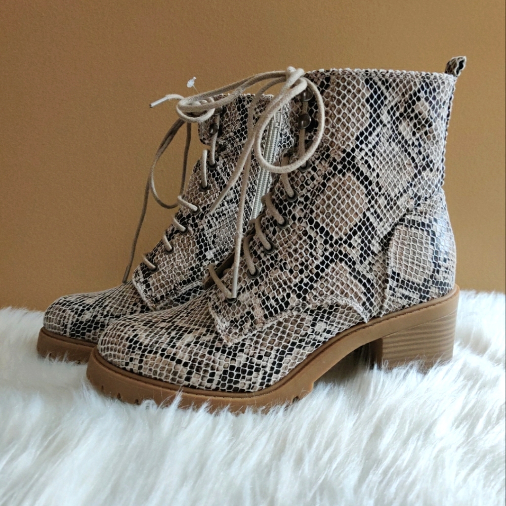 🆕 Snakeskin Combat Bootie Chunky Heel